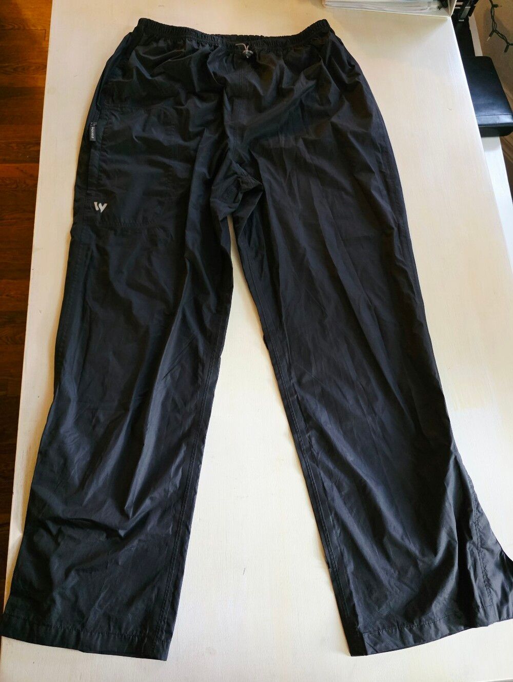 White Sierra Windbreaker Black Pants, Size L